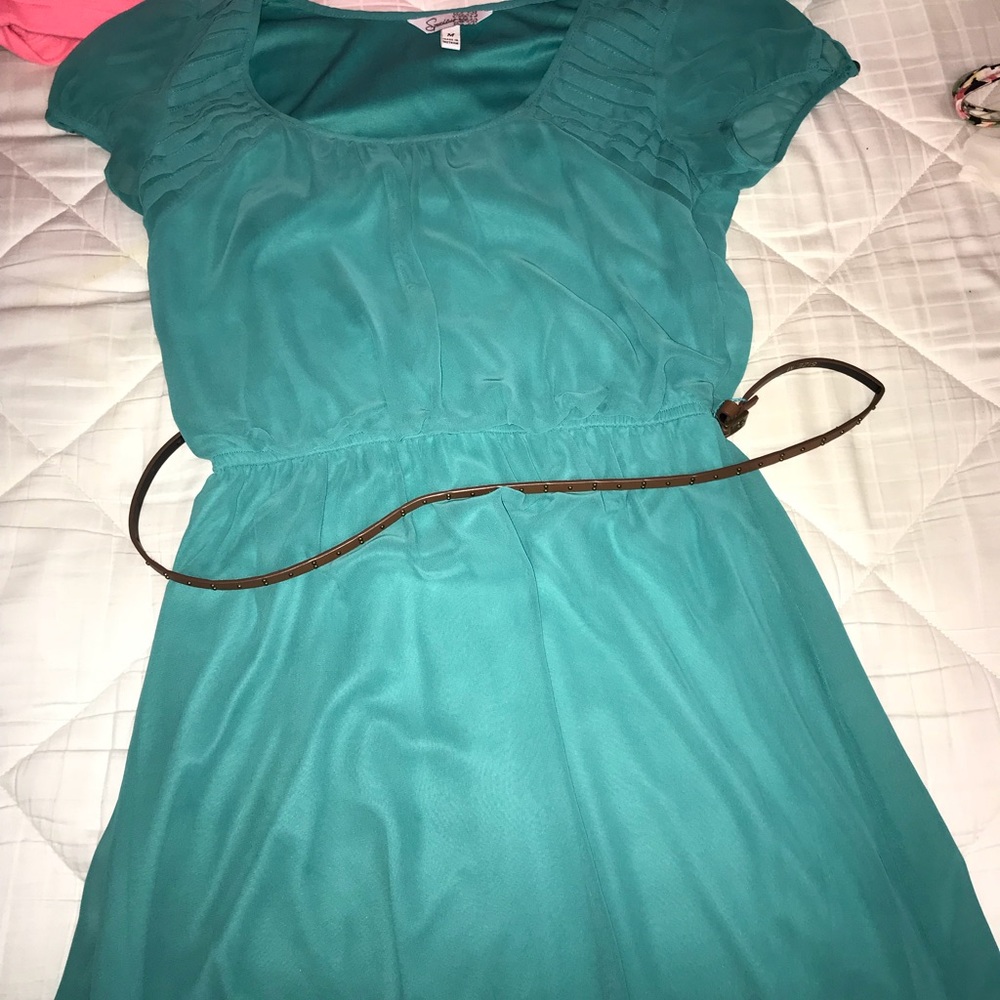 Dress with belt